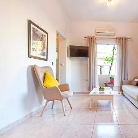 Апартаменты Jenny's Flat Near The Sea *